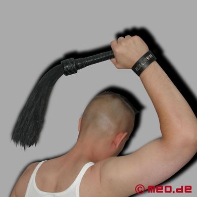 HURTME : Rosshaar-Flogger