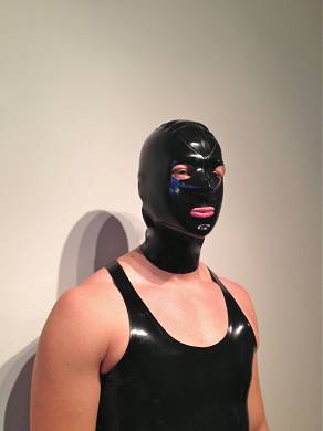 standardmaske-aus-latex