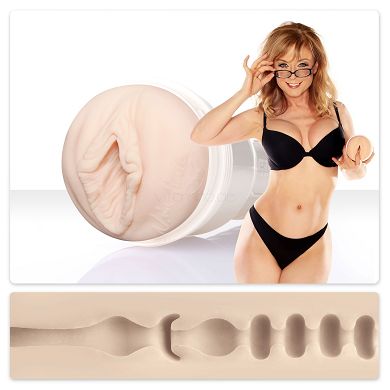 Fleshlight Girls Nina Hartley Cougar