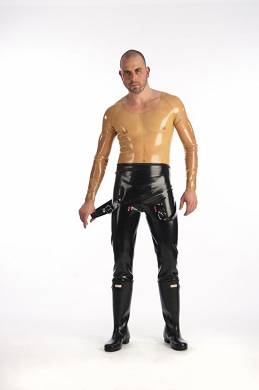 latzhose-mit-zimmermannsklappe