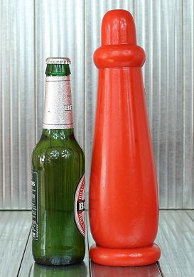 28 x 4 - 8 cm Dildo The Stretcher red