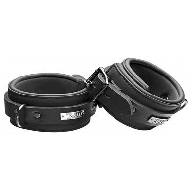 tom-of-finlandneoprene-ankle-cuffs-fussfesseln