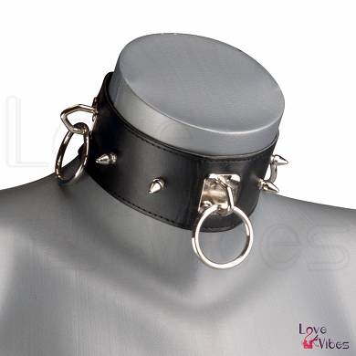 BDSM-Halsband mit O-Ringen & Killernieten