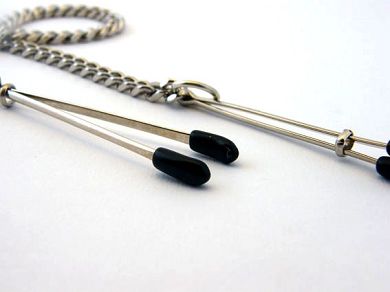 Tweezer_Clamps_+_Chain