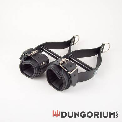 aufhnge-handfesseln-mit-griff
