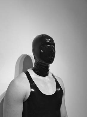 Latexmaske Modell Fnf