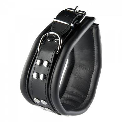 Halsband aus Leder mit Nieten - in Schwarz