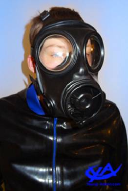 S10 Gasmaske Lucas