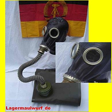 Gasmaske NVA. Schlauch. Filter. Black Style. Fetisch. Gummiartikel. Dark Room. Rubber