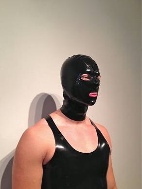 standardmaske-aus-latex