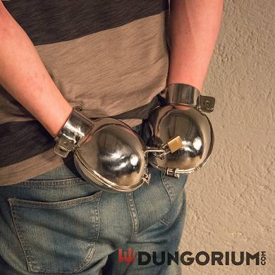 steel-mitts-stahlfustlinge