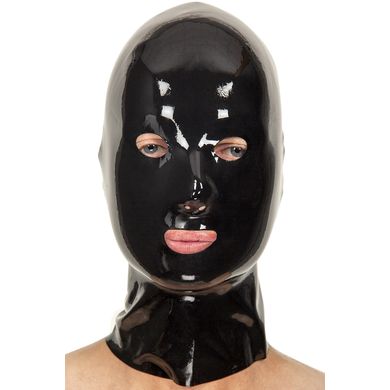 Anatomische Maske mit kleinen Öffnungen