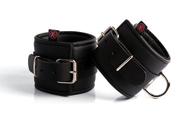 Leder Fufessel BASIC - schwarz
