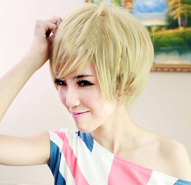 Anime Cosplay Party kurze Percke Fluffy schrgen Pony reizvolles Gold Periwig