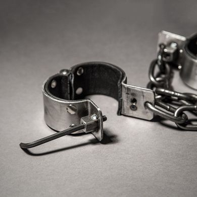 wrist-manacles-leather-lined