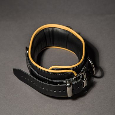 piped-leather-collar