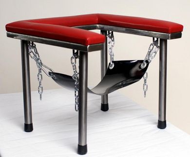 bdsm-mbel---queening-chair---oral-stahl-stuhl-polsterung