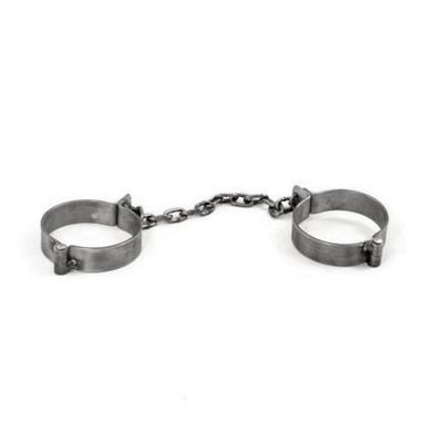 ankle-manacles-slimline