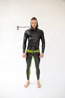 Kapuzenjacke mit farbigem Mittelteil