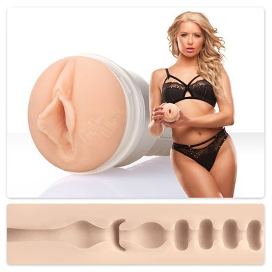 Original Fleshlight Annika Albrite Pussy flesh