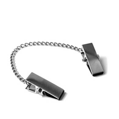 Brustklammern aus Metall