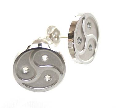 Große Ohrstecker der O Peitschenrad Triskele Ohrringe Schmuck Ring Edelstahl neu
