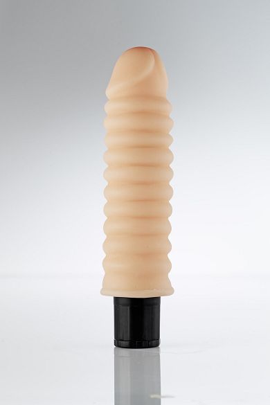Real Feel PIPEDREAM Vibrator, 