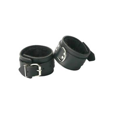 Strict Leather Handgelenkfesseln mit Pelzfutter