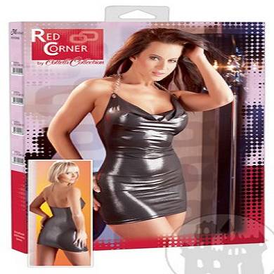 Minikleid mit Neckholderkette