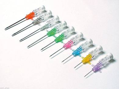 SURFLO®-W Venenverweilkatheter, Katheter, div. Größen und Farben, je 50 Stk.