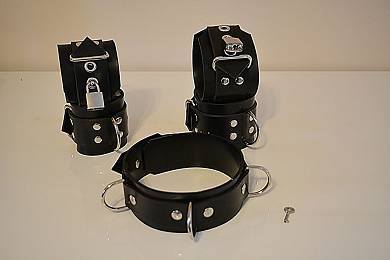 BlackRuBB Latex Fessel Set Gr. S-M *abschliessbar* Rubber Gummi Bondage