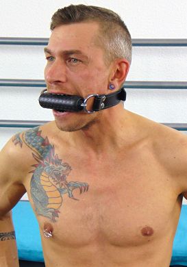 HardcoreDeLuxe ? Leder Mundgeschirr mit Gummi Beißstange