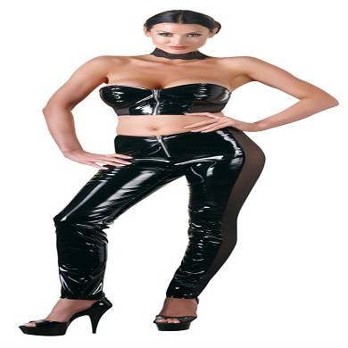 Schwarzes Lack-Set mit Top und Hose