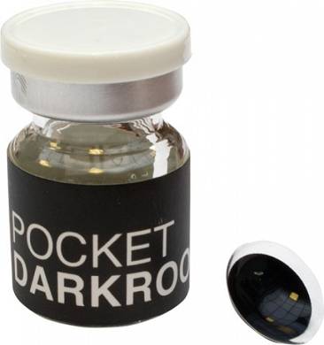 pocket-darkroom-kontaktlinsen-schwarz