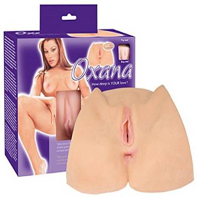 Lebensecht nachgebildeter Lusttorso aus hautähnlichem Cyberskin-Material (TPR). 25 cm