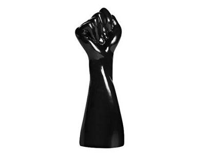 rise-up-schwarze-pvc-fist_2