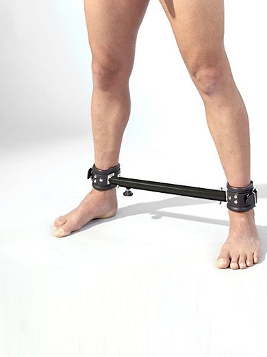 spreizstange_mit_ledermanschetten