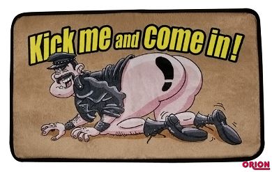 Fußmatte "Kick me"