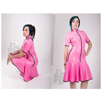 Latex Kleid mit rundem Ausschnitt und Kragen - MACINGER