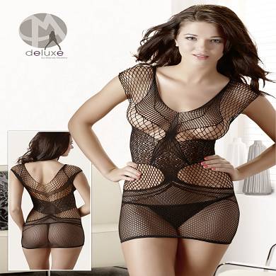 Minikleid und String in ganz verschiedenen Netzstrukturen und -gren