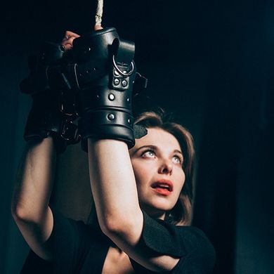 mrs-four-buckle-hand-restraint