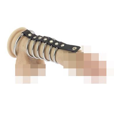 Penisband mit 7 Metallringen