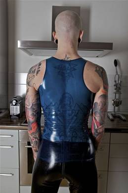 tank-top-sechszehn