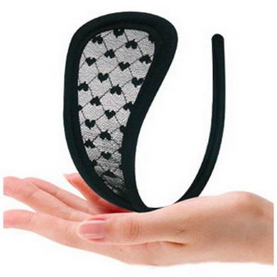C-String Schwarz mit Herzchen