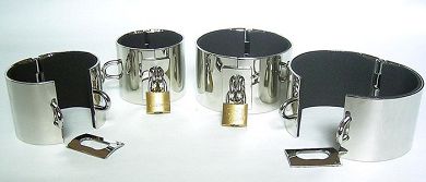 Edelstahl Handfessel Fufessel (1 Paar) - 6 cm Breite + Bgelschlo - Grenwahl