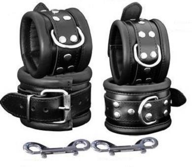 High Quality gepolsterte Bondage Leder Handfesseln Fußfesseln Hand und Fuß Fes