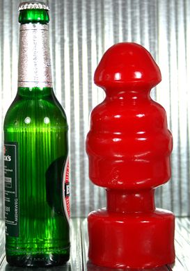 20 x 8 cm TSX Man in a Barrel Plug red