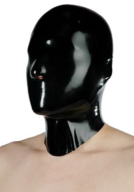 Latexmaske geschlossen