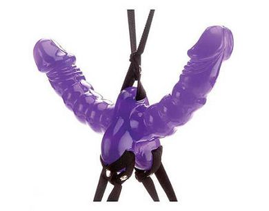 Doppelter Strap-On-Dildo