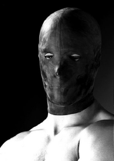 gummi-maske-in-versch-ausfhrungen